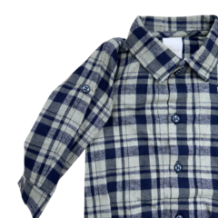 Camisa de flanela xadrez azul e verde para bebê da marca Body Anjos.
