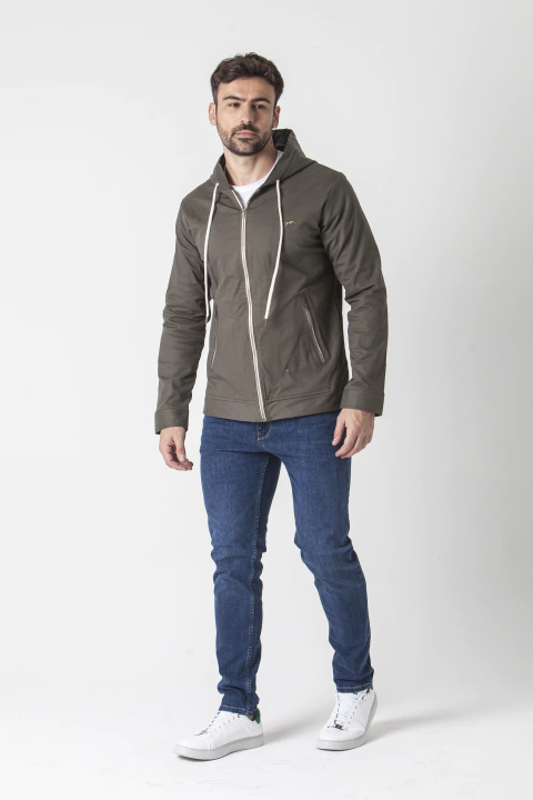 CAMPERA GABARDINA/SPANDEX COLOR VERDE