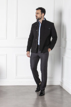 CAMPERA CIERRE/BOT PAÑO NEGRO