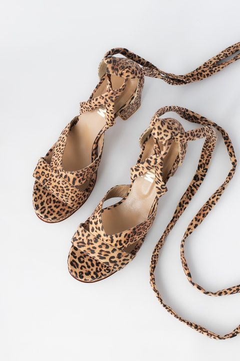 MERCEDES-LEOPARDO en internet