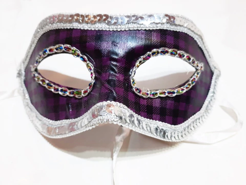 MÁSCARA VENEZIANA DECORADA COR ROXA - CÓD 7264
