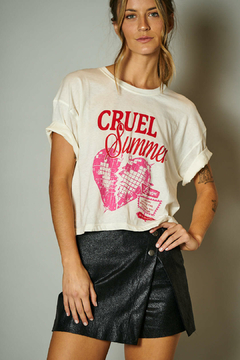 REMERA CRUEL