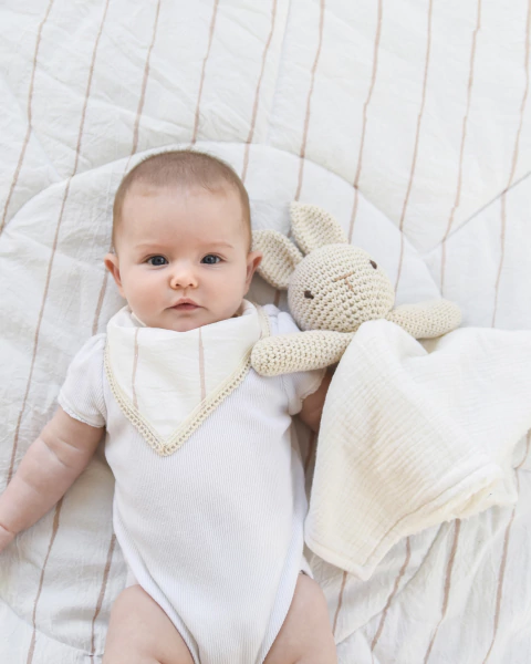 Conejo de apego gasa y corderito Jazmin