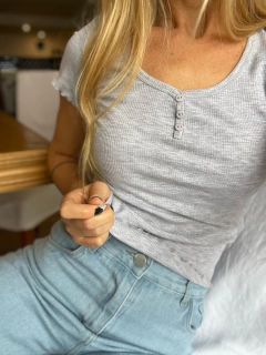 REMERA UMA en internet