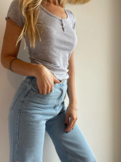REMERA UMA - tienda online
