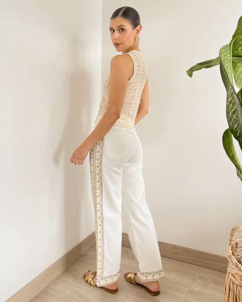 Jean P.044 BLANCO BORDADO - comprar online