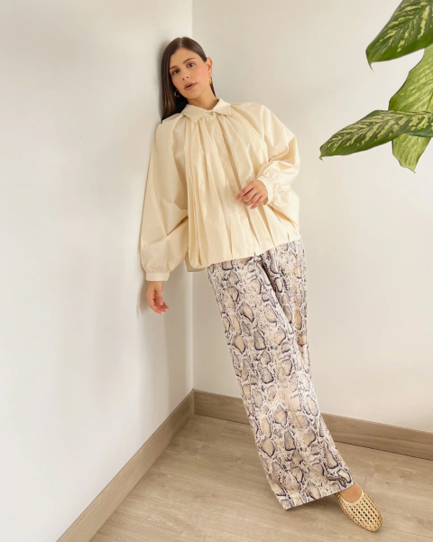 Blusa IVETTE CREMA - comprar online