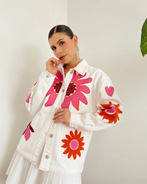Chaqueta T.172 Blanca con Aplicaciones Florales - tienda online