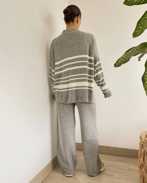 Set T.170 GRIS Buzo a Rayas y Pantalón Tejido en internet