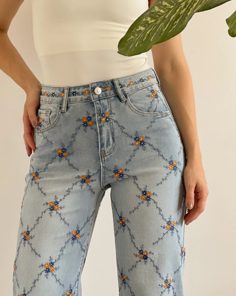 Imagen de Jean ZENDAYA BORDADO FLORAL