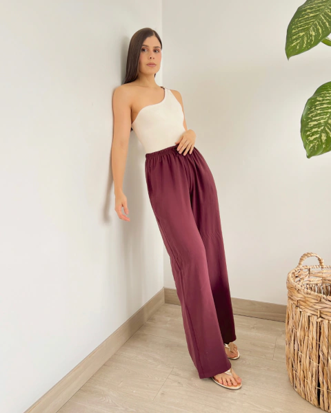 Pantalón T.169 Vino Pierna Ancha en internet