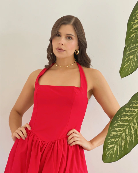 Vestido T.178 Rojo Largo Halter con Falda Amplia en internet