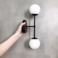 Aplique pared con tulipas opal