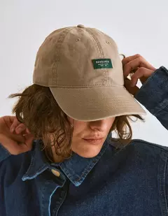 Gorra Dad Beige en internet