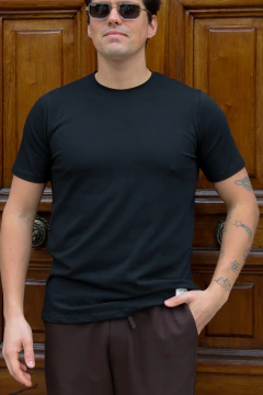 REMERA CLÁSICA SANTIS