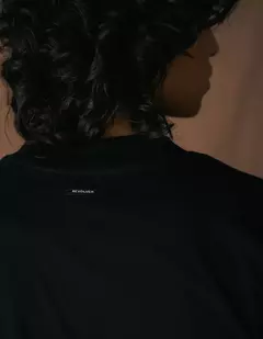 Remera JR Negro - Complementos Store