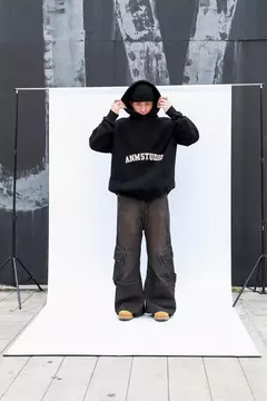 HOODIE - studio