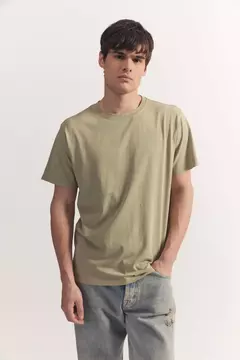 ESSENTIAL DYED TEE