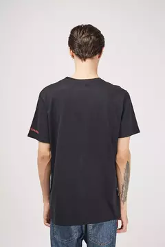 REMERA STONED en internet