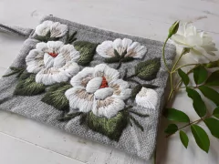 PRE VENTA Sobre grande de picote bordado a mano - tienda online