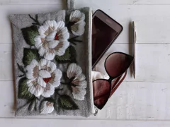 Imagen de PRE VENTA Sobre grande de picote bordado a mano