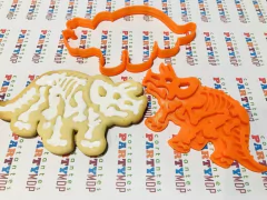 cortante galletitas dinosaurio triceratops 12 x 07 C612