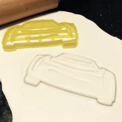 cortante galletitas cars 03 jackson storm 08 cms C064 - comprar online