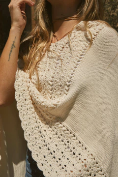 PONCHO JACARANDA - SALE- SIN CAMBIO - ENTREGA INMEDIATA- - comprar online
