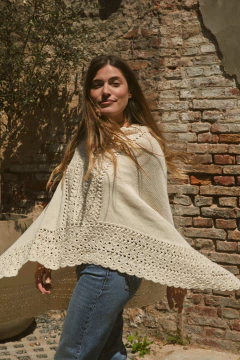 PONCHO JACARANDA - SALE- SIN CAMBIO - ENTREGA INMEDIATA-