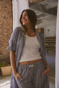 Camisa GENOVEVA LARGA - SALE- SIN CAMBIO- ENTREGA INMEDIATA - INDIAS DEL SUR