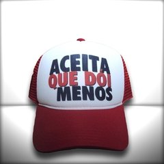 BONÉ ACEITA QUE DÓI MENOS - loja online