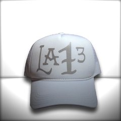 BONÉ CHARLIE BROWN JR LA 13 BRANCO - loja online