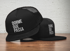 BONÉ DORME QUE PASSA PREMIUM BLACK