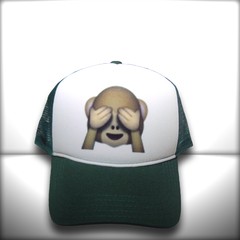 BONÉ EMOJI MACACO OLHOS