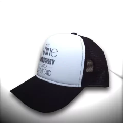 BONÉ RIHANNA DIAMOND - comprar online