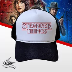 BONÉ STRANGER THINGS SNAPBACK TRUCKER