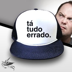 BONÉ TÁ TUDO ERRADO