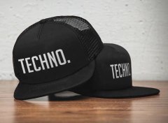 BONÉ TECHNO ABA RETA BLACK