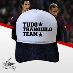 BONÉ TUDO TRANQUILO TEAM SNAPBACK TRUCKER
