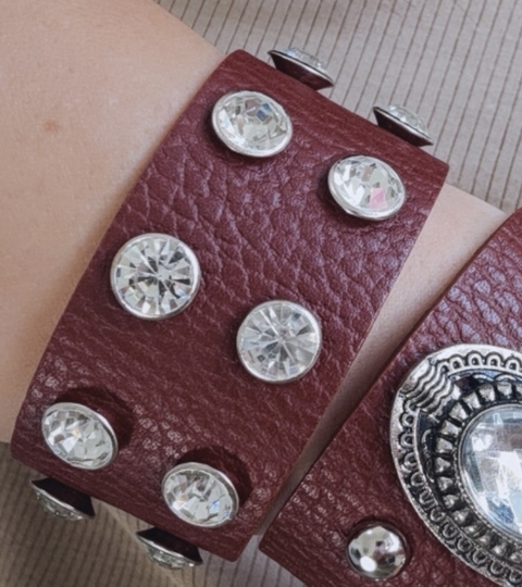 BRAZALETE LUNA BORDÓ - comprar online