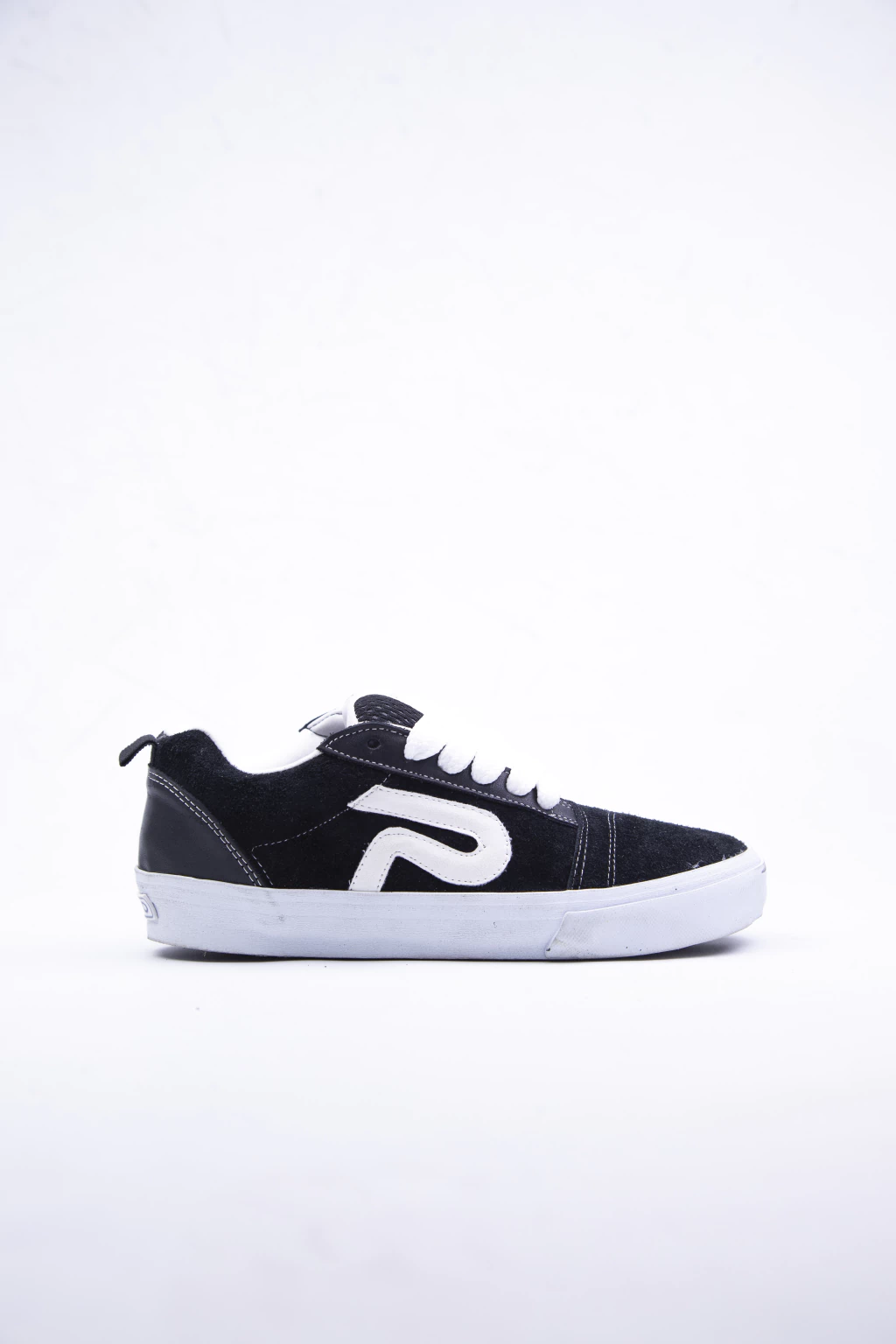 CANU Black