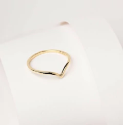 Anel Geométrico V banhado em ouro 18k - comprar online