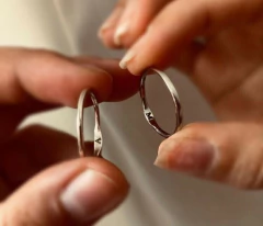 Par de Alianças Chapinha Premium - comprar online