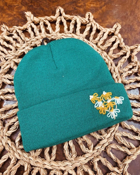 Gorro Verde Bordado