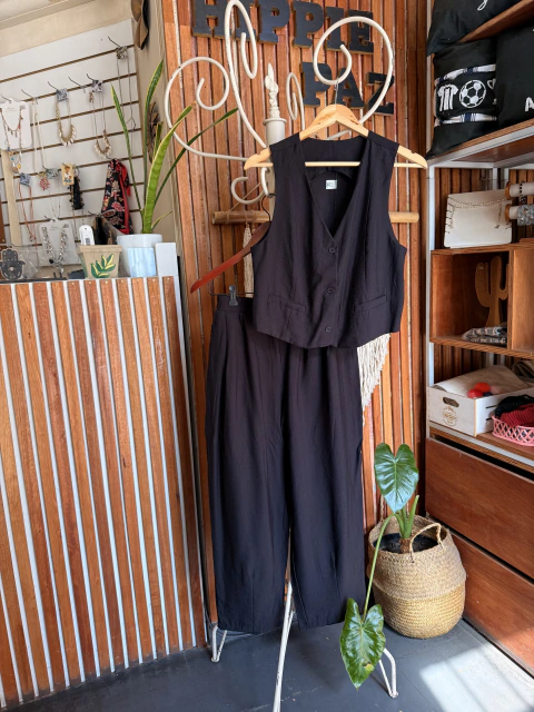 Set sastrero black ( se vende por separado)