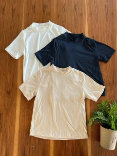 Remera Luanda - Bakanaindumentaria