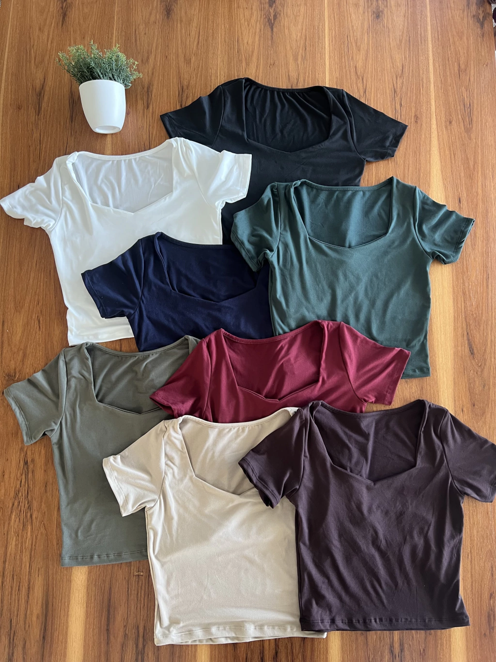 Remera Baku