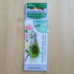 Enhebrador para hilos Clover - AmoBordar
