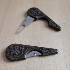 Enhebrador Estilo Antiguo Clover - comprar online