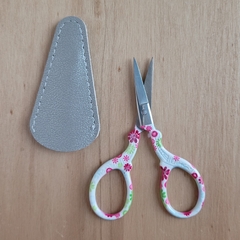 Tijera Primavera con funda - AmoBordar